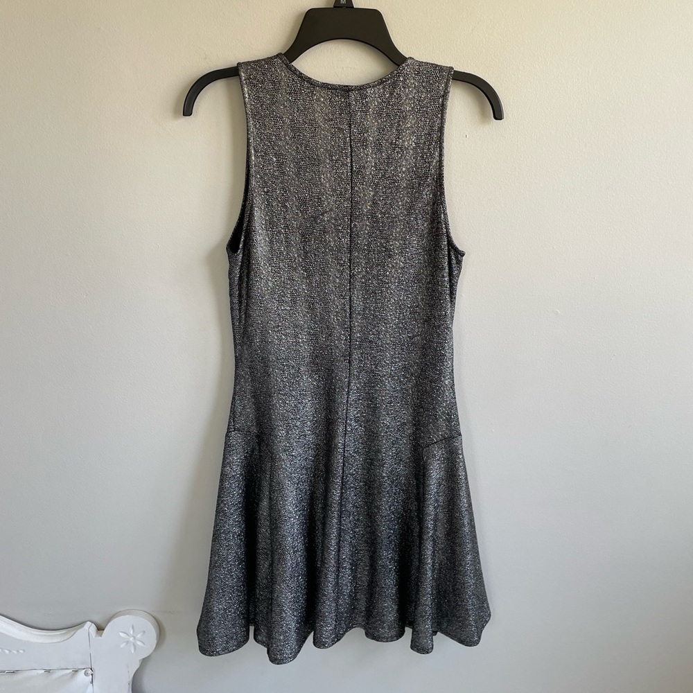 BLACK SILVER SKATER DRESS SLEEVELESS EXPOSED FRONT ZIPPER TEXTURE STRETCH - Picture 5 of 12